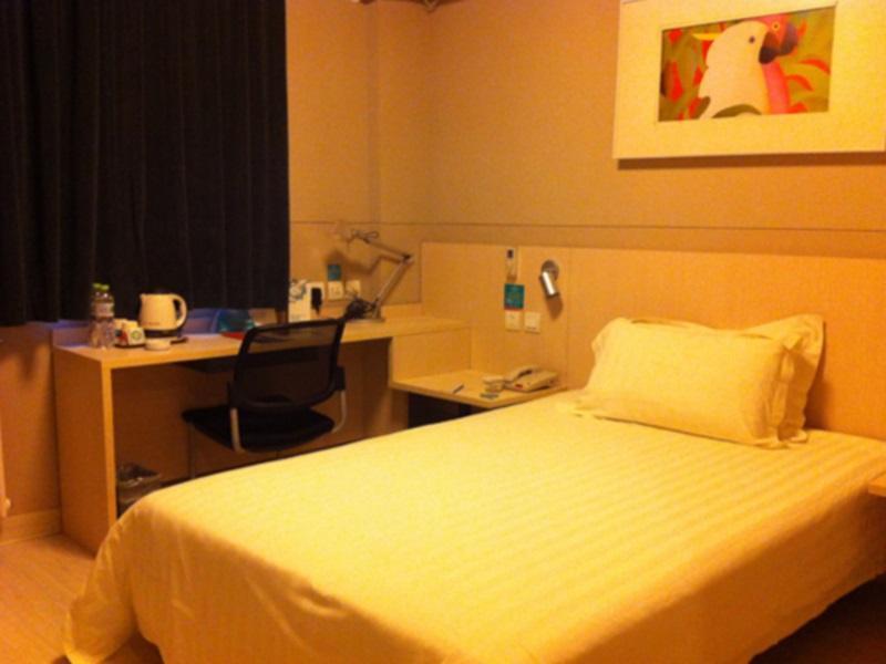 Jinjiang Inn Nanchang Bayi Square Yongshu Road מראה חיצוני תמונה
