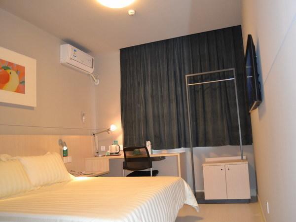 Jinjiang Inn Nanchang Bayi Square Yongshu Road מראה חיצוני תמונה