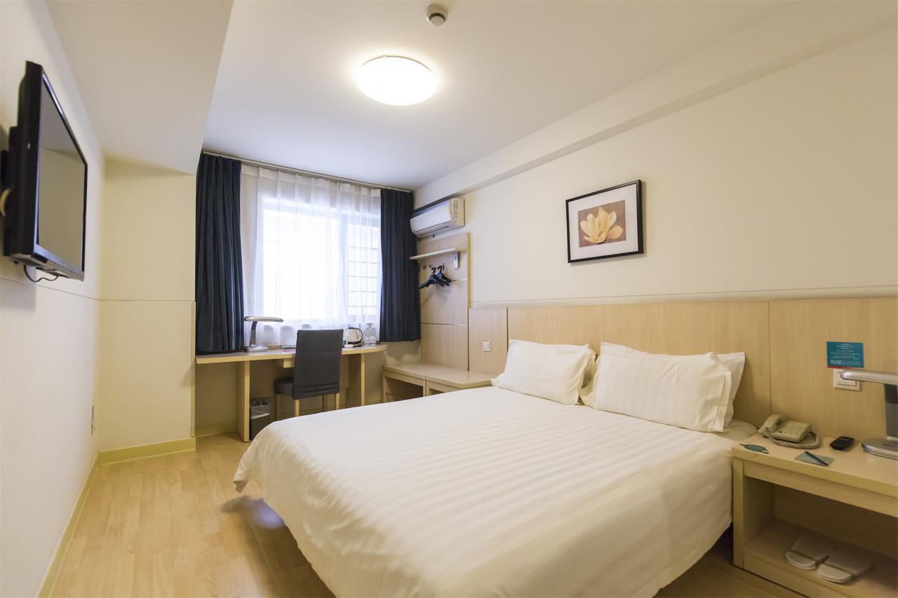 Jinjiang Inn Nanchang Bayi Square Yongshu Road מראה חיצוני תמונה